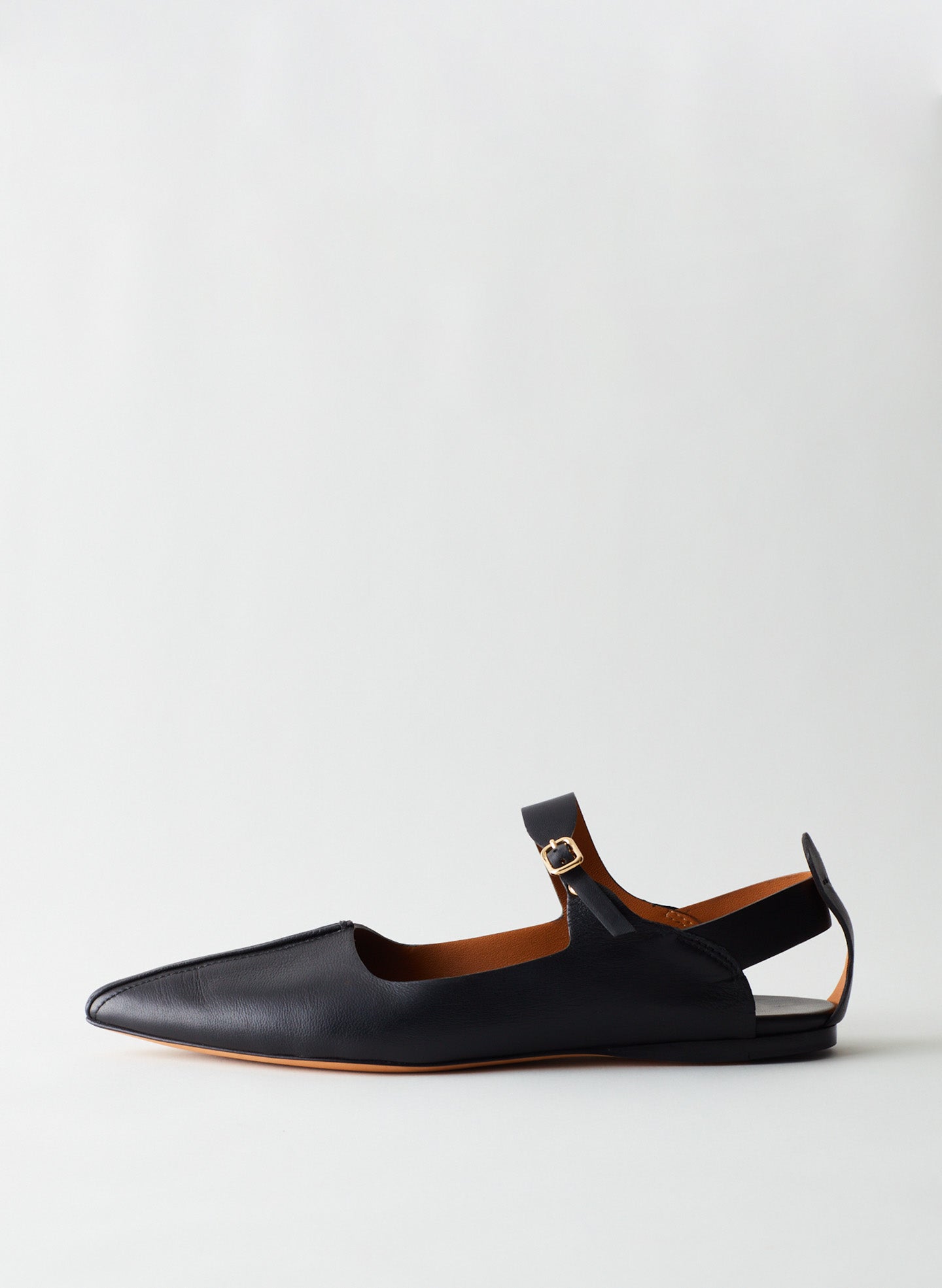 Rudolph Flat - Black-01