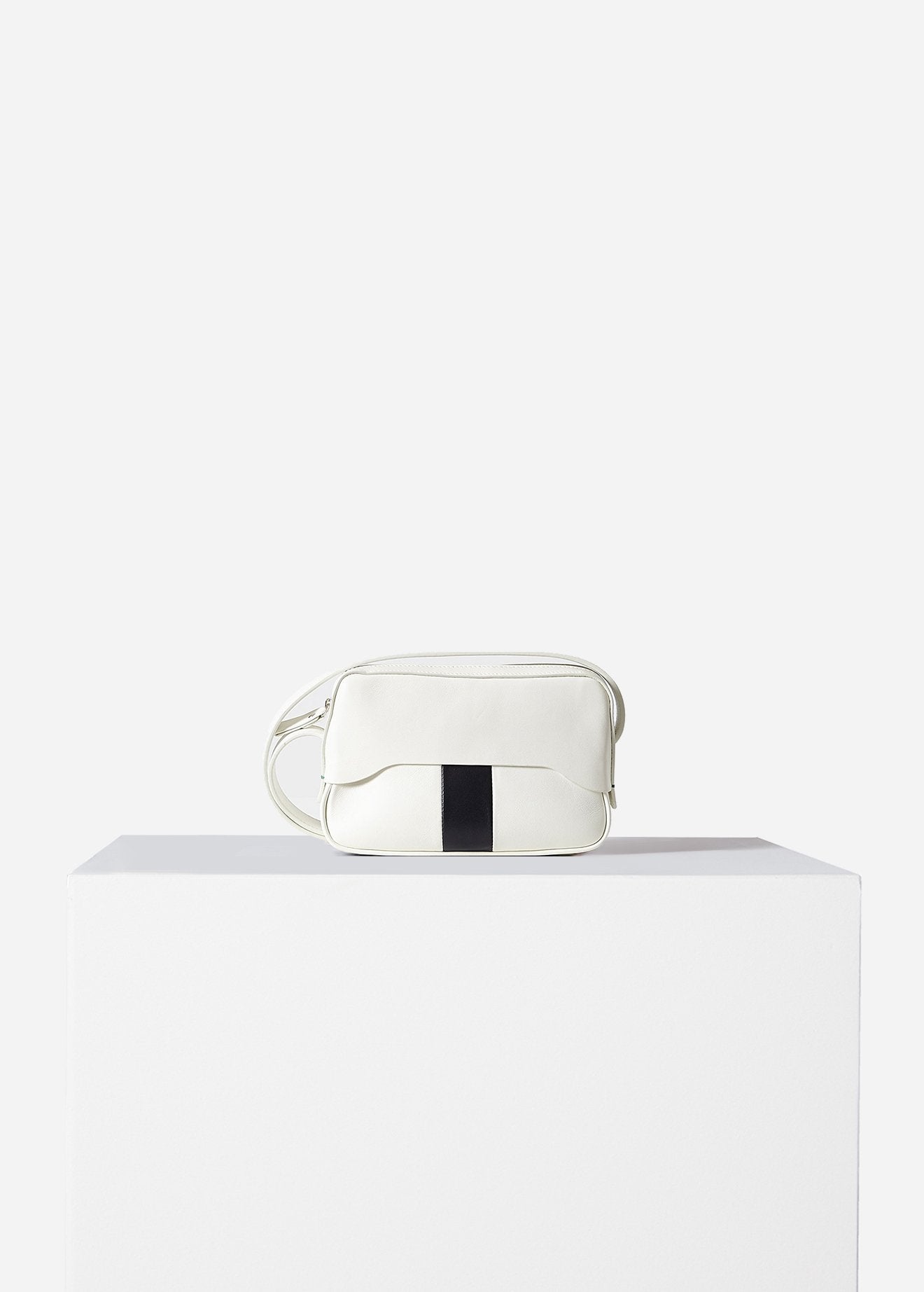 Tibi B&eacute;b&eacute Bag - White/Black Multi-11