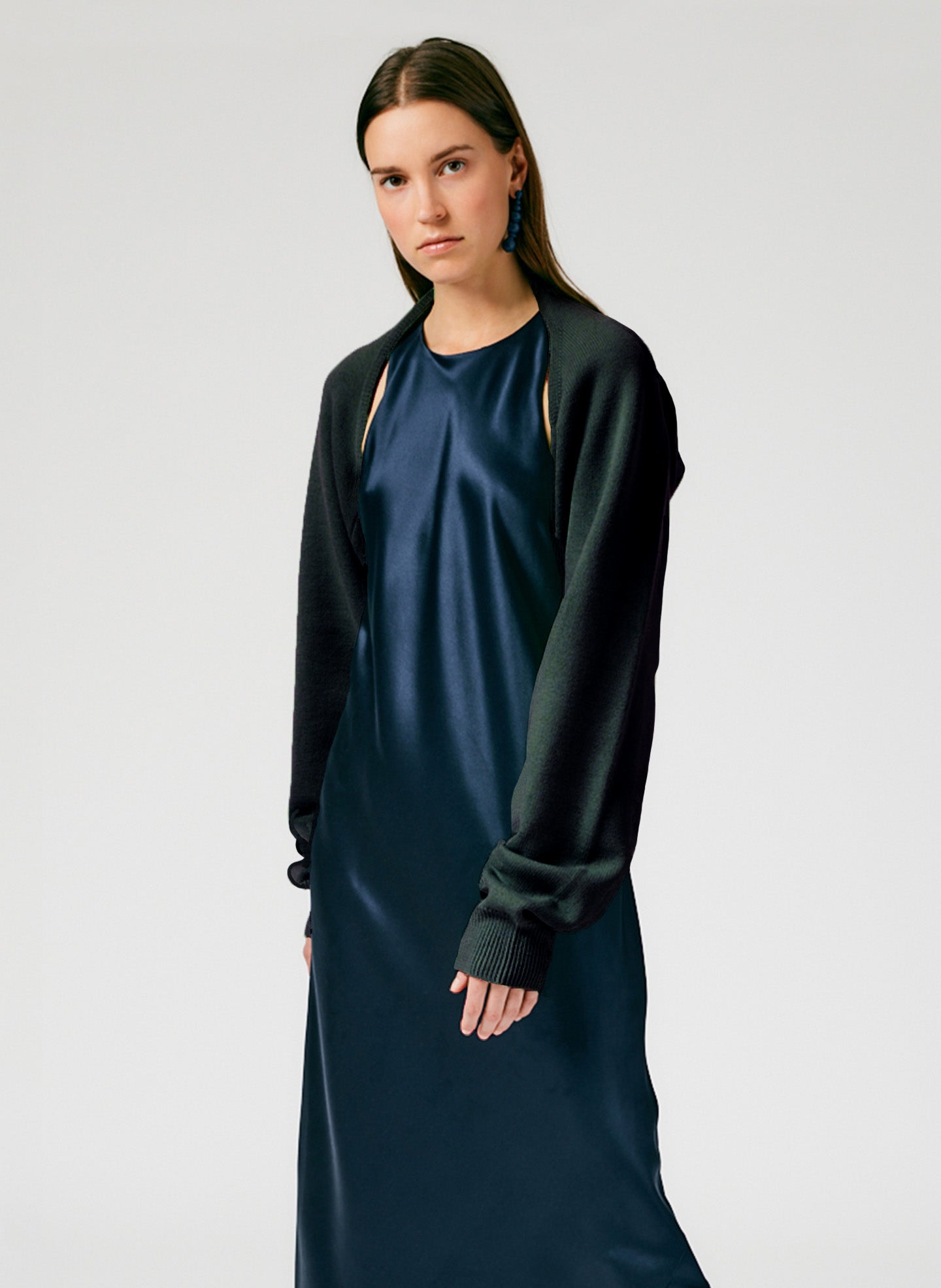 Airy Extrafine Wool Sleeve Shrug - Black-1