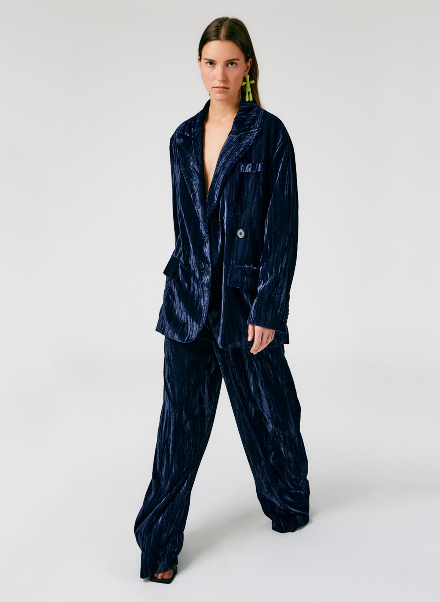 Creased Velvet Liam Blazer - Navy-01